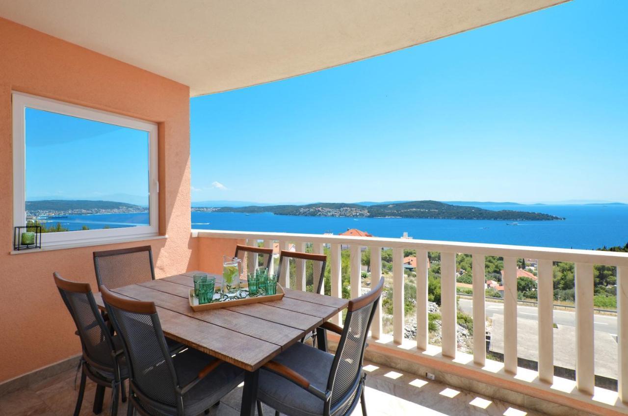Apartment Elza Trogir Exterior photo