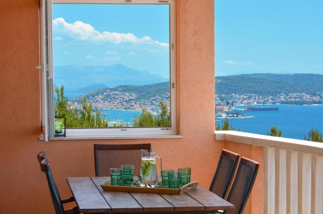 Apartment Elza Trogir Exterior photo