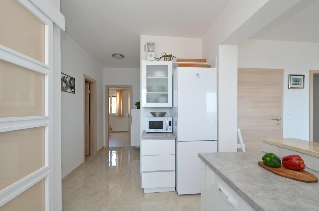 Apartment Elza Trogir Exterior photo