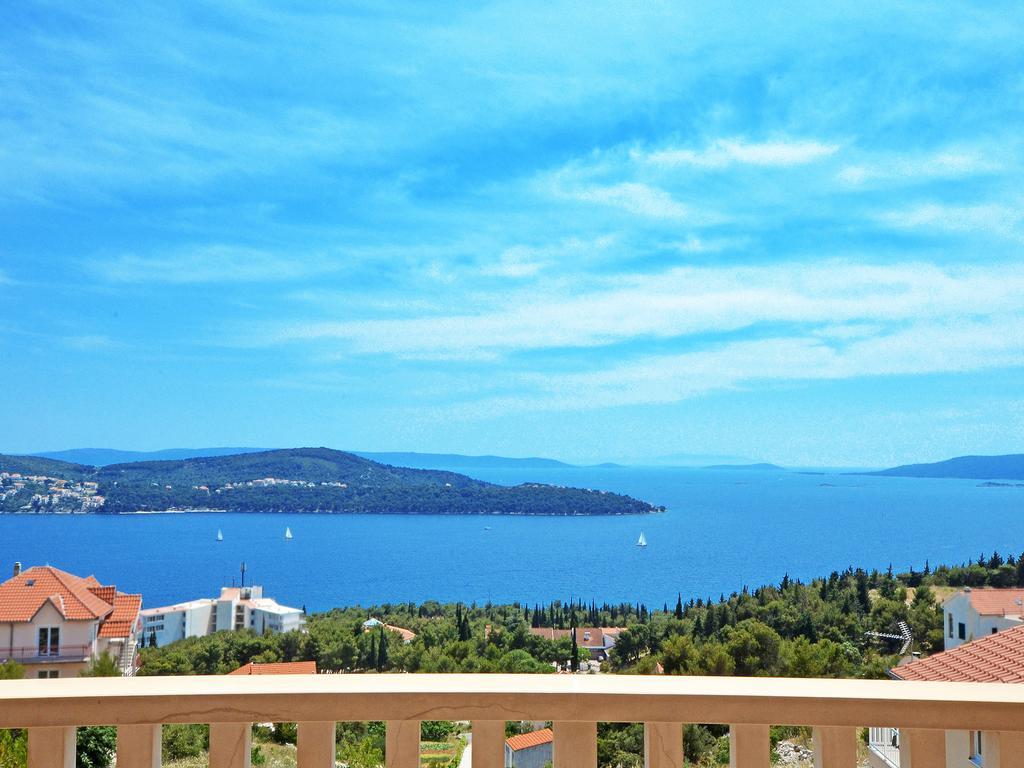 Apartment Elza Trogir Exterior photo